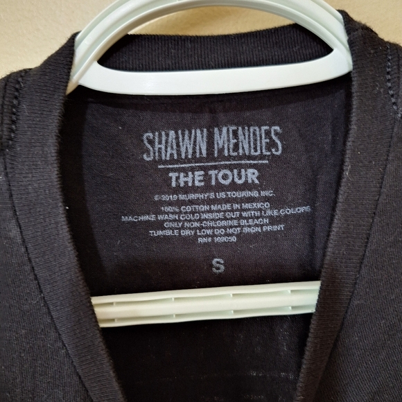 Shawn Mendes The Tour Tshirt - Picture 4 of 4
